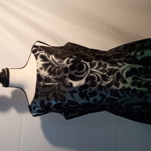 JESSICA HOWARD OMBRE DRESS - Picture 1 of 9